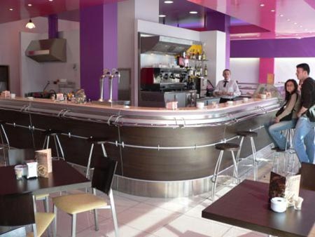 Featured image for “Liberalizzata l’apertura di negozi, attività commerciali e pubblici esercizi”