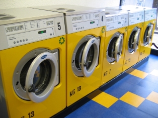 Featured image for “Eliminazione dei vincoli per l’accesso alle attività imprenditoriali. Novità per acconciatura, estetica e lavanderia”