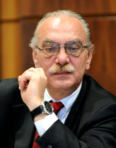 Featured image for “Sportello unico per le imprese, via libera del Cdm”