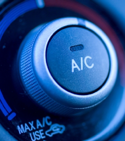 Featured image for “Autoriparazione. Ricarica aria condizionata nei veicoli a motore: Istituito il Registro Nazionale Gas Fluorurati”