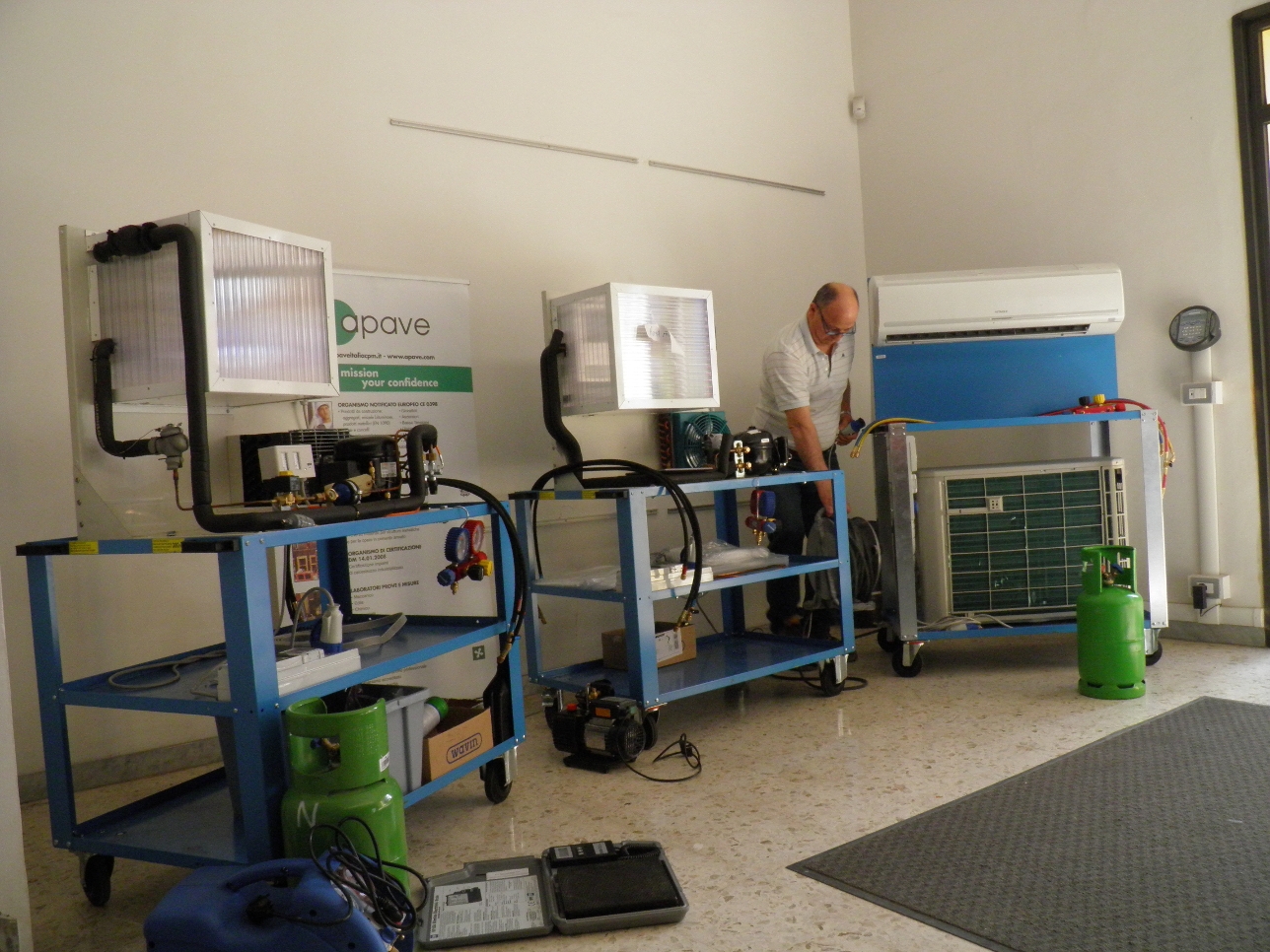 Featured image for “Corso per il “Patentino del frigorista” – Maggio 2014”